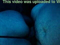 一个成熟的大阴茎的自制色情片
